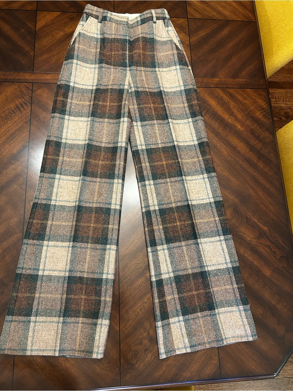 Sézane Matheo trousers in Carlisle Check